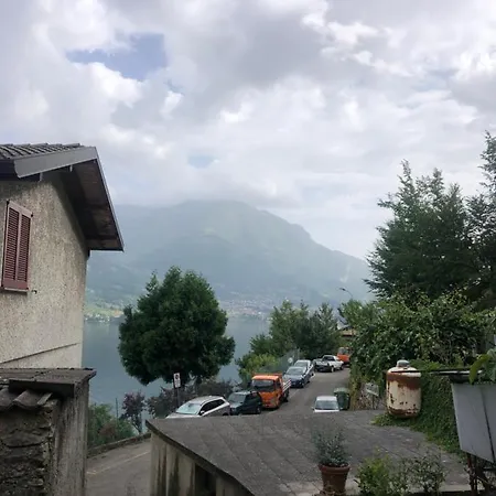 Casa Piccolo Fiore Ferienhaus Lezzeno